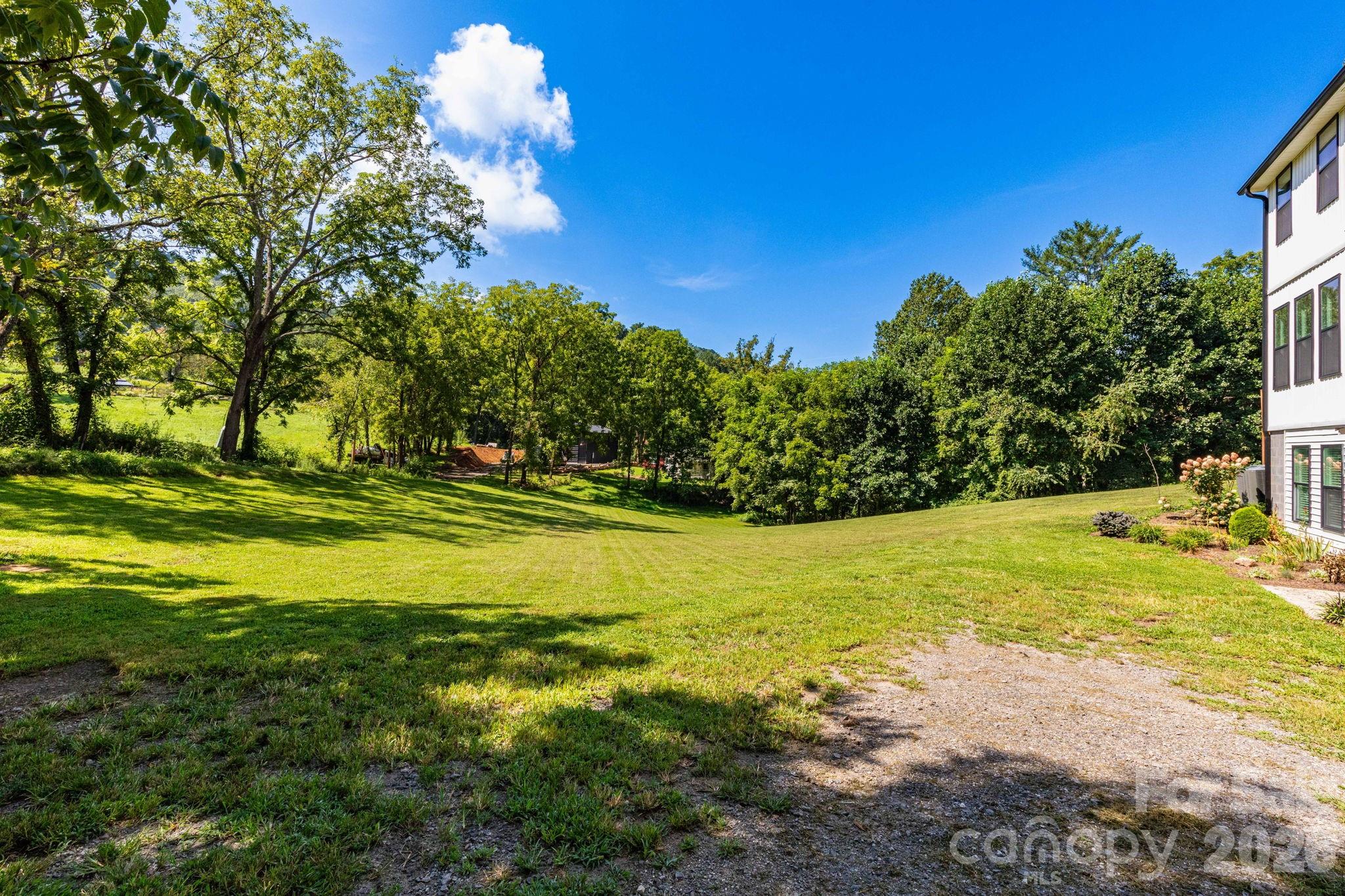 881 Burney Mountain Road Fletcher, NC 28732 - Photo 27 of 28 Gallery Image 27