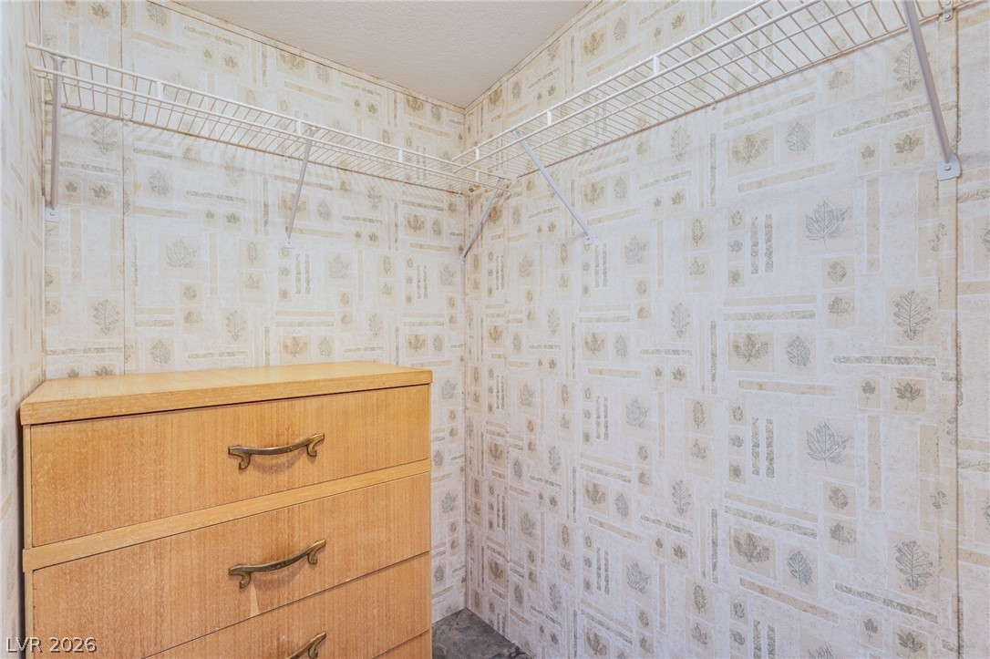 220 Raleigh Lane Indian Springs, NV 89018 - Photo 25 of 43 Dual Primary Closet
