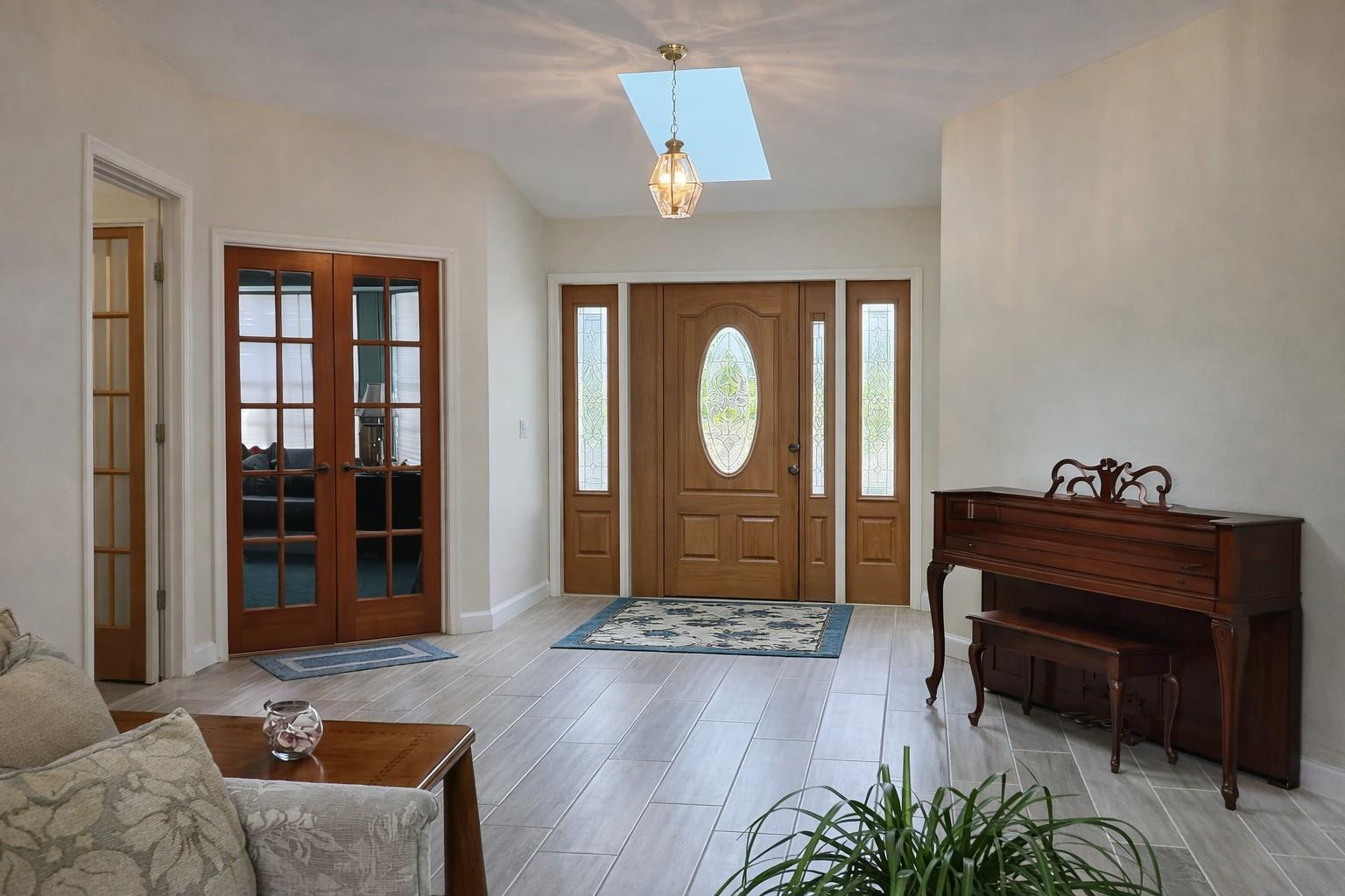 728 North Fischer Circle Sebastian, FL 32958 - Photo 19 of 23 a living room with furniture and a fireplace