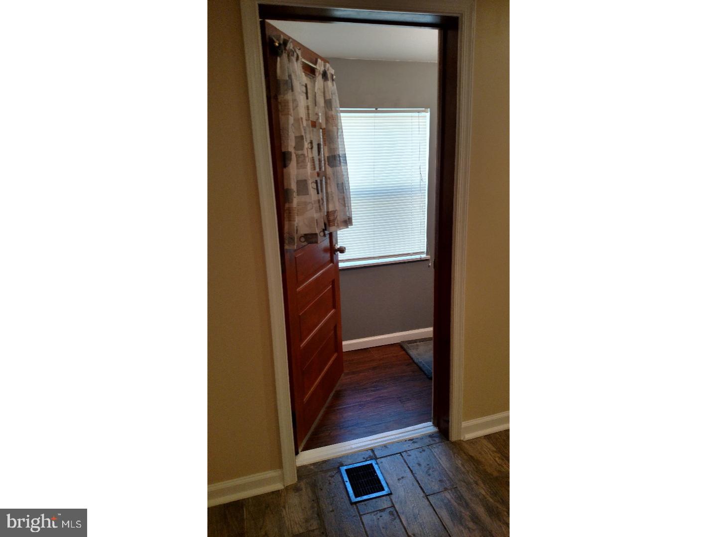 18 Convent Road Aston, PA 19014 - Photo 8 of 25 Bathroom