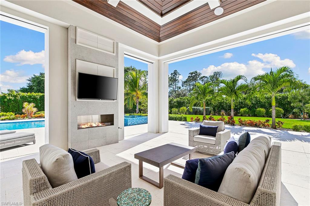 607 Myrtle Road Naples, FL 34108 - Photo 16 of 45 Gallery Image 16