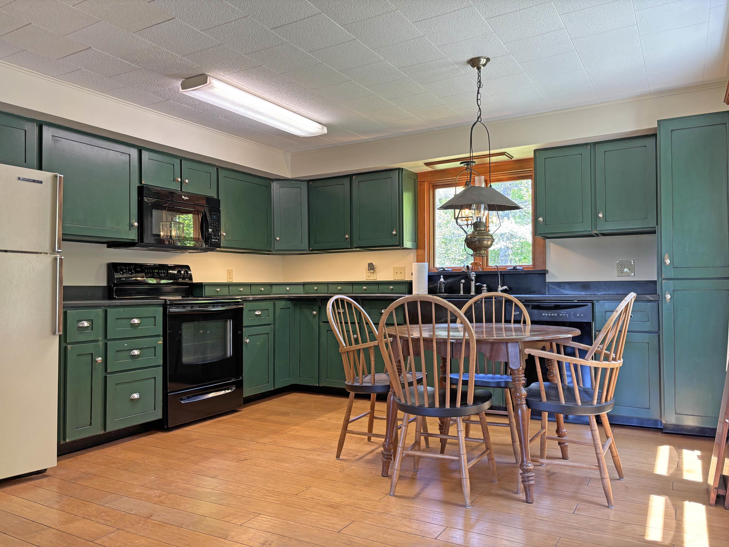 255 Fitts Road Wardsboro, VT 05355 - Photo 19 of 30