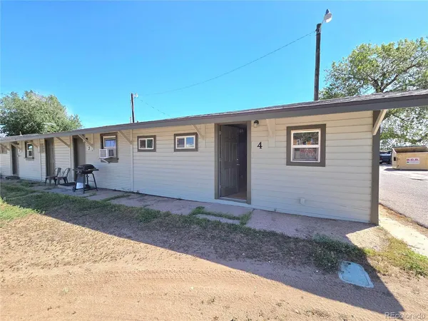 $895 | 10110 East 120th Avenue, Unit 4, Henderson, CO 80640
