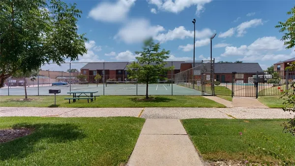 $925 | 904 University Oaks Boulevard, Unit 24, College Station, TX 77840