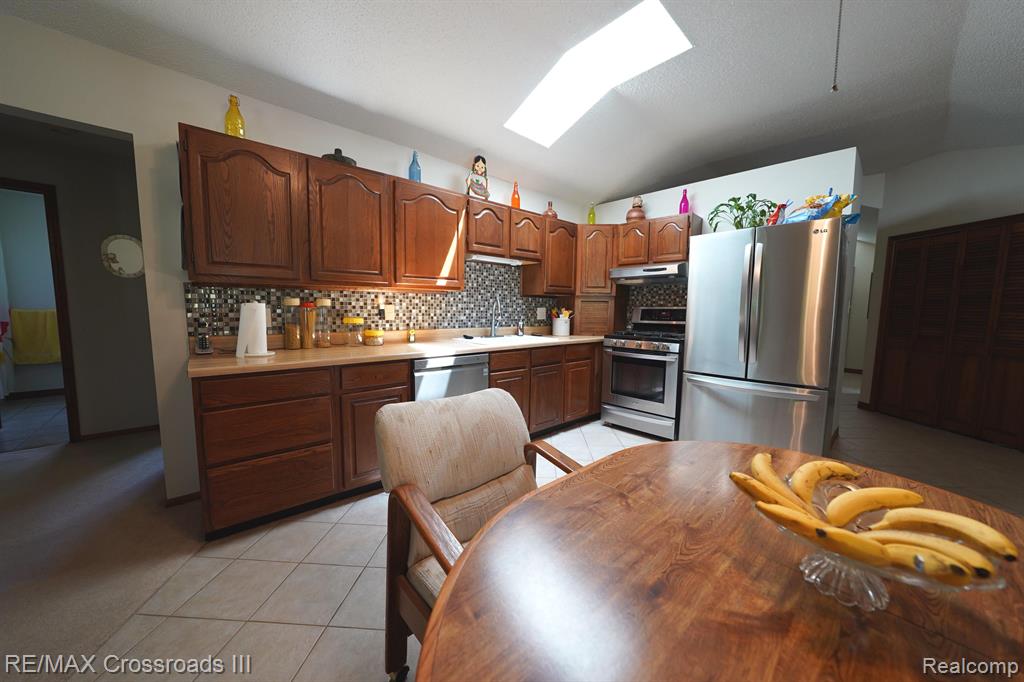 34708 Ash Road New Boston, MI 48164 - Photo 6 of 22