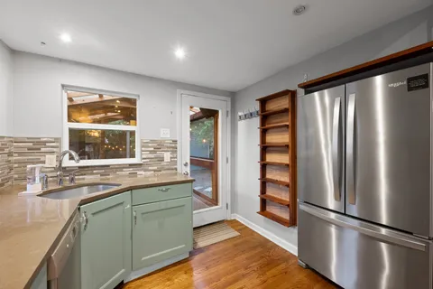 $525,000 | 5802 Chesterfield Avenue, Austin, TX 78752