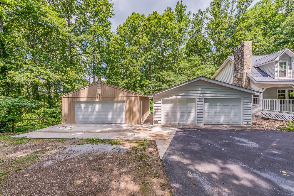 8033 Cataba Lane Corryton, TN 37721 - Photo 3 of 33 Gallery Image 3