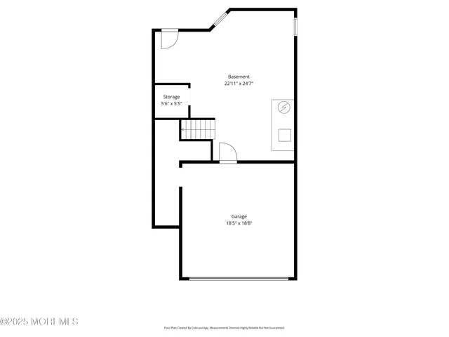 a picture of a room with a floor plan
