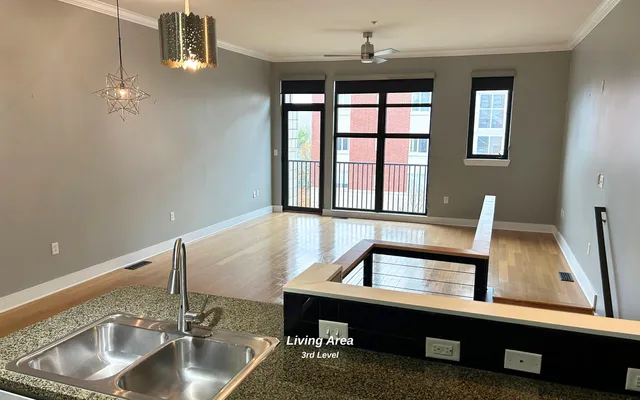 $3,200 | 129 Walnut Street, Unit 134, Chattanooga, TN 37403