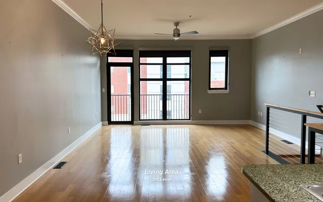 $3,200 | 129 Walnut Street, Unit 134, Chattanooga, TN 37403