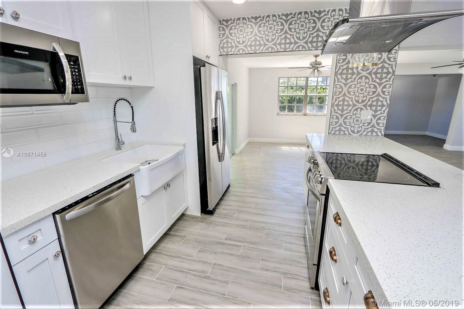 7450 Southwest 34th Street Miami, FL 33155 - Photo 7 of 25 Gallery Image 7