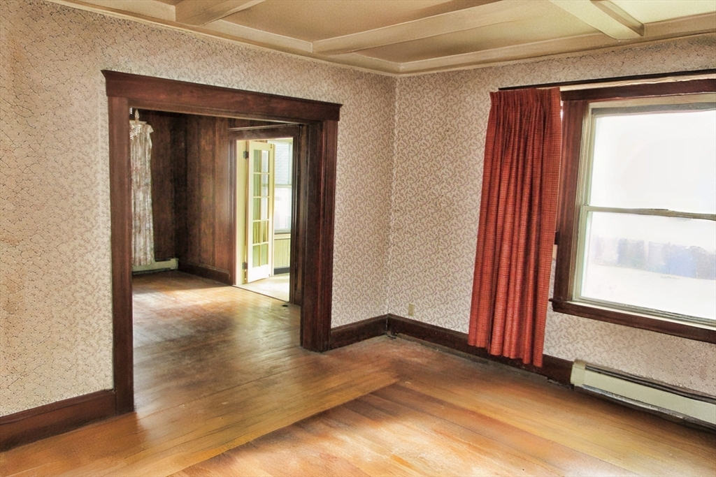 85 Congress Street Milford, MA 01757 - Photo 14 of 34