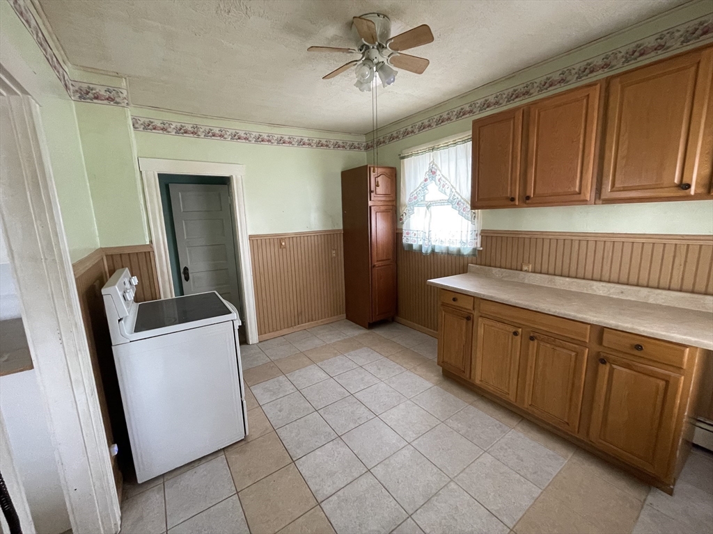 85 Congress Street Milford, MA 01757 - Photo 25 of 34