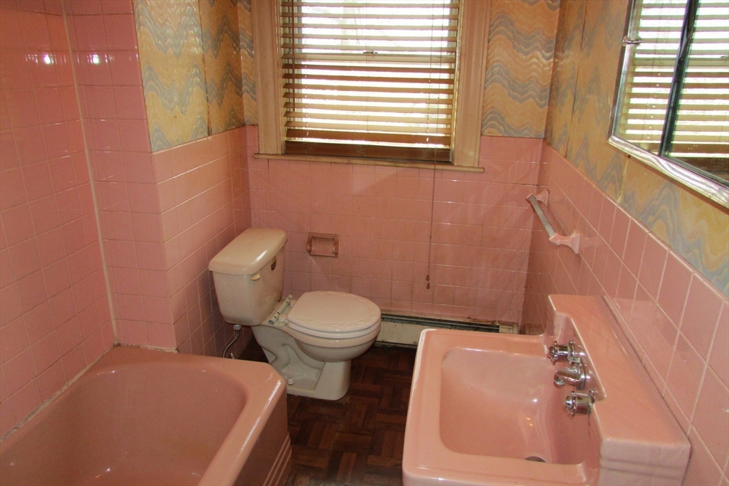 85 Congress Street Milford, MA 01757 - Photo 29 of 34