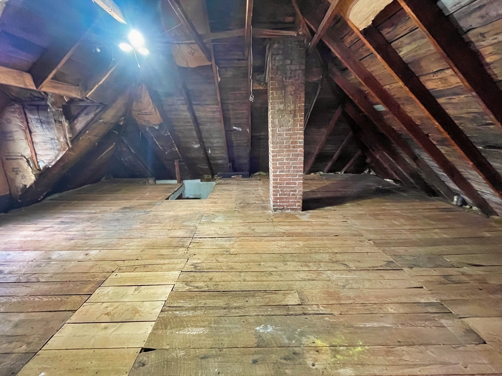 85 Congress Street Milford, MA 01757 - Photo 31 of 34