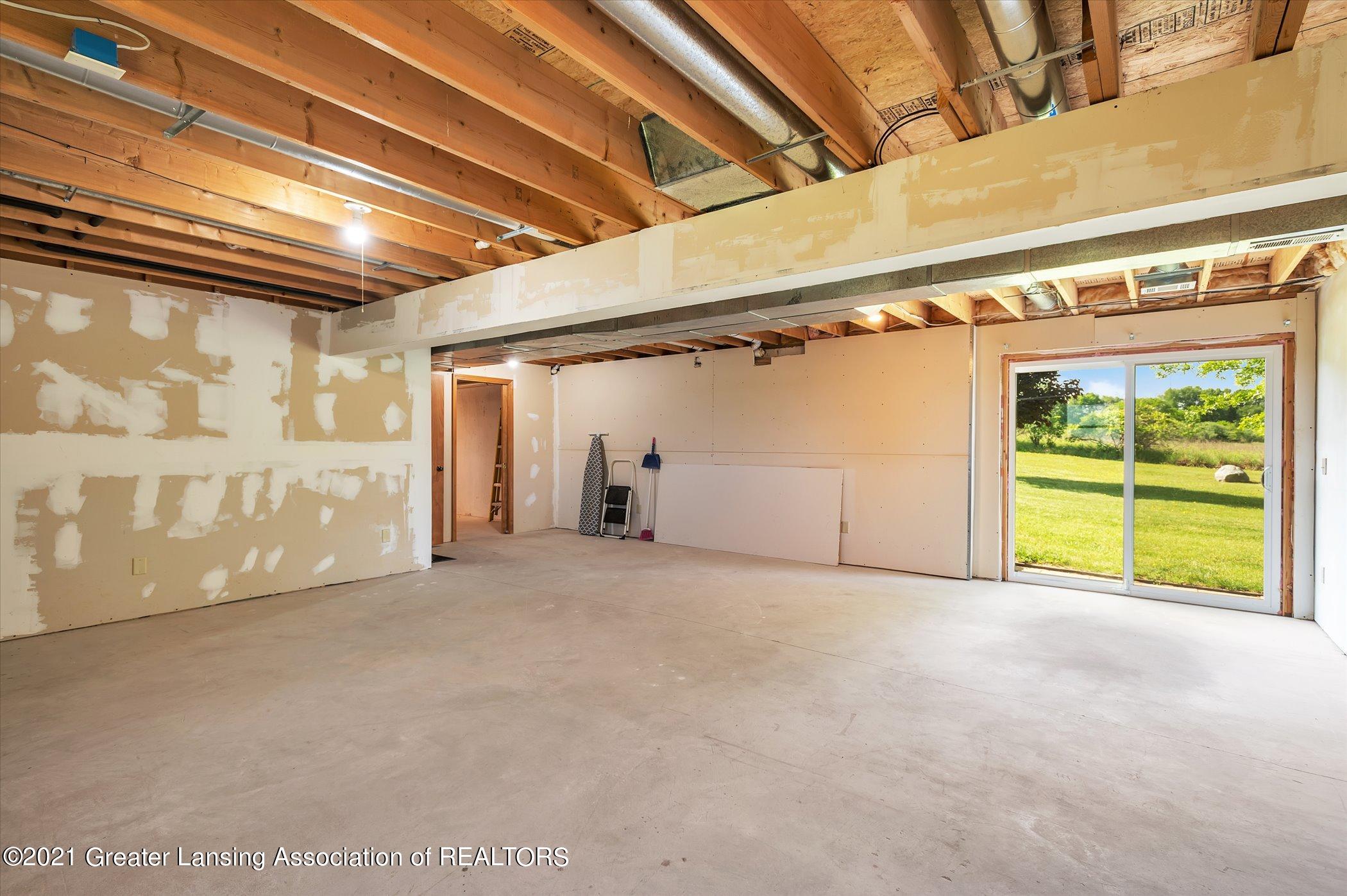 11516 Brown Road Springport, MI 49284 - Photo 29 of 34 29-11516-Brown-WindowStill-Real-Estate-P