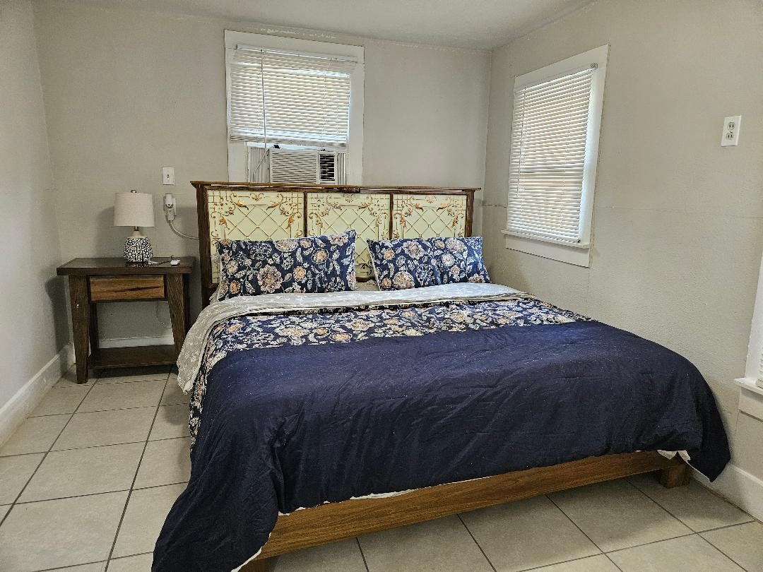 2021 West Main Street, Unit A Houston, TX 77098 - Photo 3 of 20 Master Bedroom.
2 AC/Heaters, one in MBR and one in LR.
