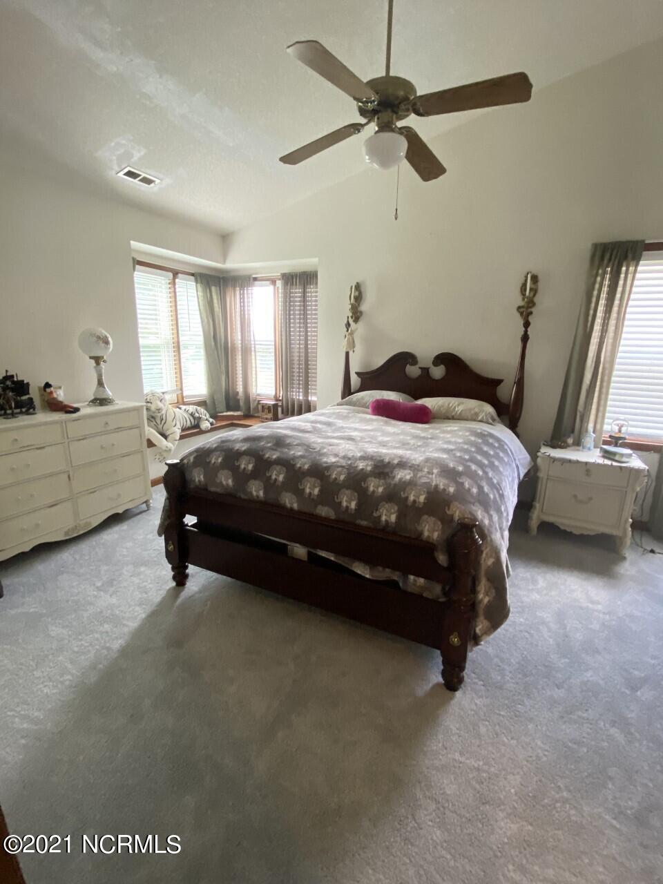 403 Raintree Road Jacksonville, NC 28540 - Photo 12 of 17 thumbnail_IMG_2750