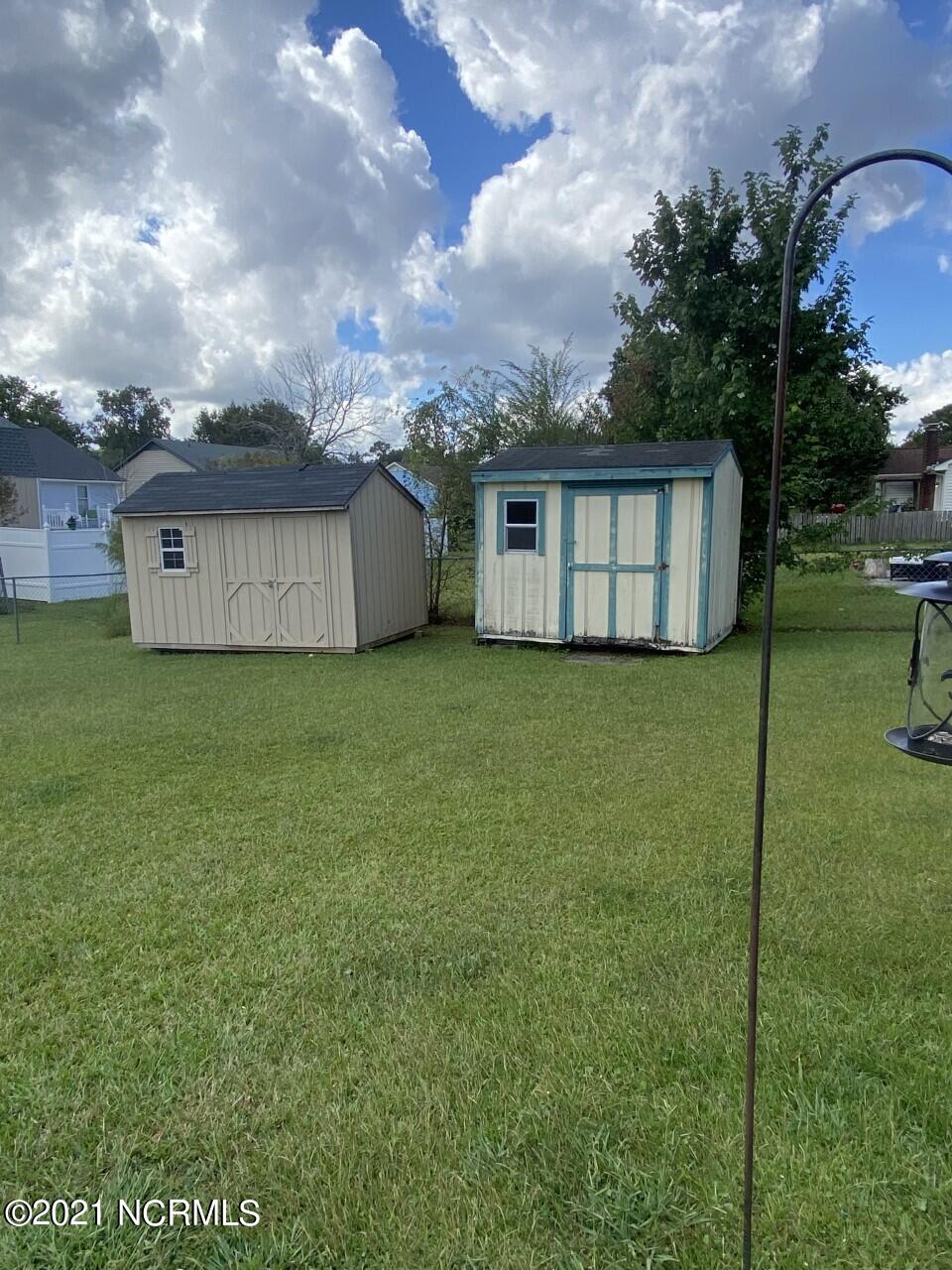 403 Raintree Road Jacksonville, NC 28540 - Photo 16 of 17 thumbnail_IMG_2754