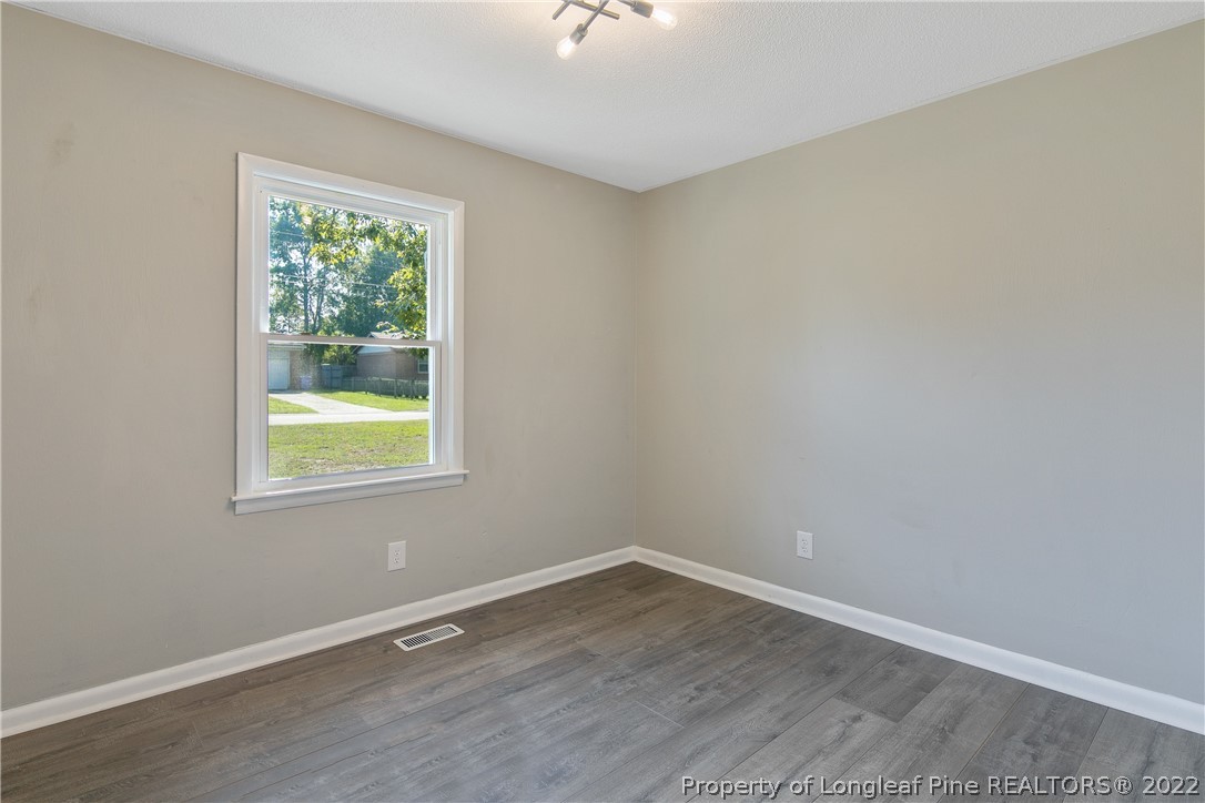 711 Bronco Road Fayetteville, NC 28303 - Photo 29 of 42 an empty room with a window