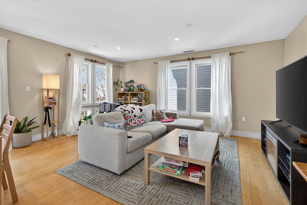 2 Boylston Street, Unit 1 Boston, MA 02130 - Photo 8 of 20