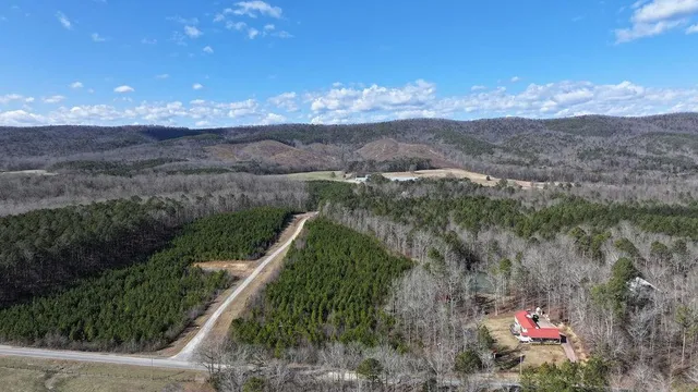 $480,000 | 260 Lovers Lane, Armuchee, GA 30105