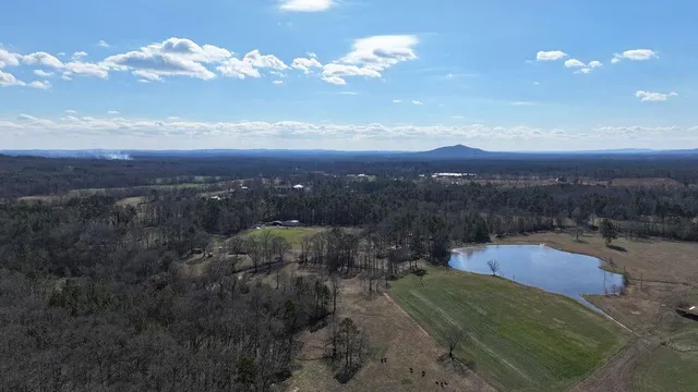 $480,000 | 260 Lovers Lane, Armuchee, GA 30105