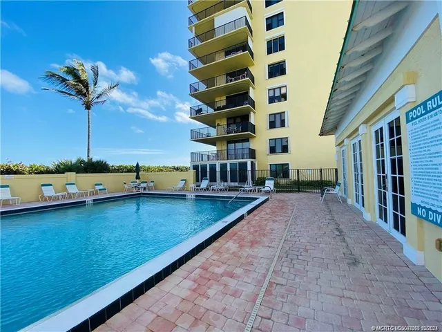 $2,900 | 7380 South Ocean Drive, Unit 221, Jensen Beach, FL 34957
