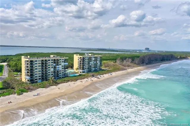 $2,900 | 7380 South Ocean Drive, Unit 221, Jensen Beach, FL 34957
