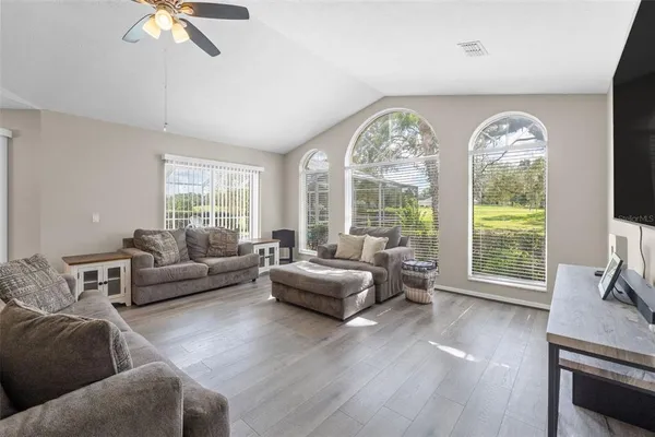 $325,000 | 640 East Hartford Street, Hernando, FL 34442