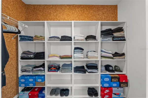 $325,000 | 640 East Hartford Street, Hernando, FL 34442