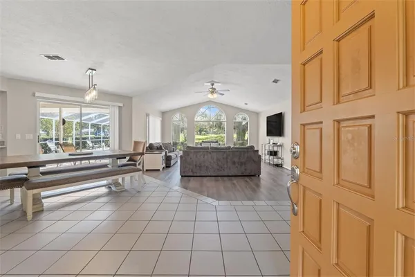 $325,000 | 640 East Hartford Street, Hernando, FL 34442