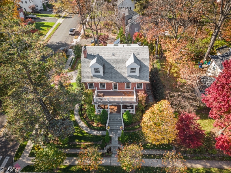 67 Tulip Street Summit, NJ 07901 - Photo 5 of 47