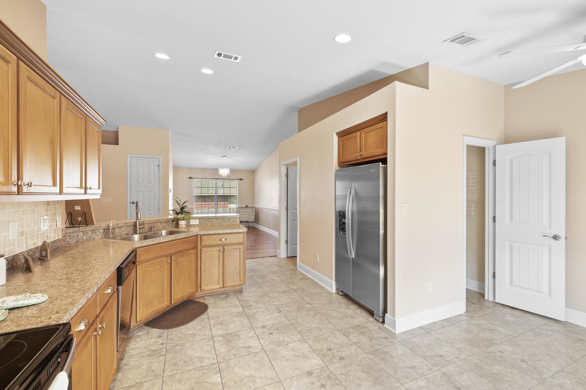 6305 Parakeet Trail Pensacola, FL 32503 - Photo 18 of 40