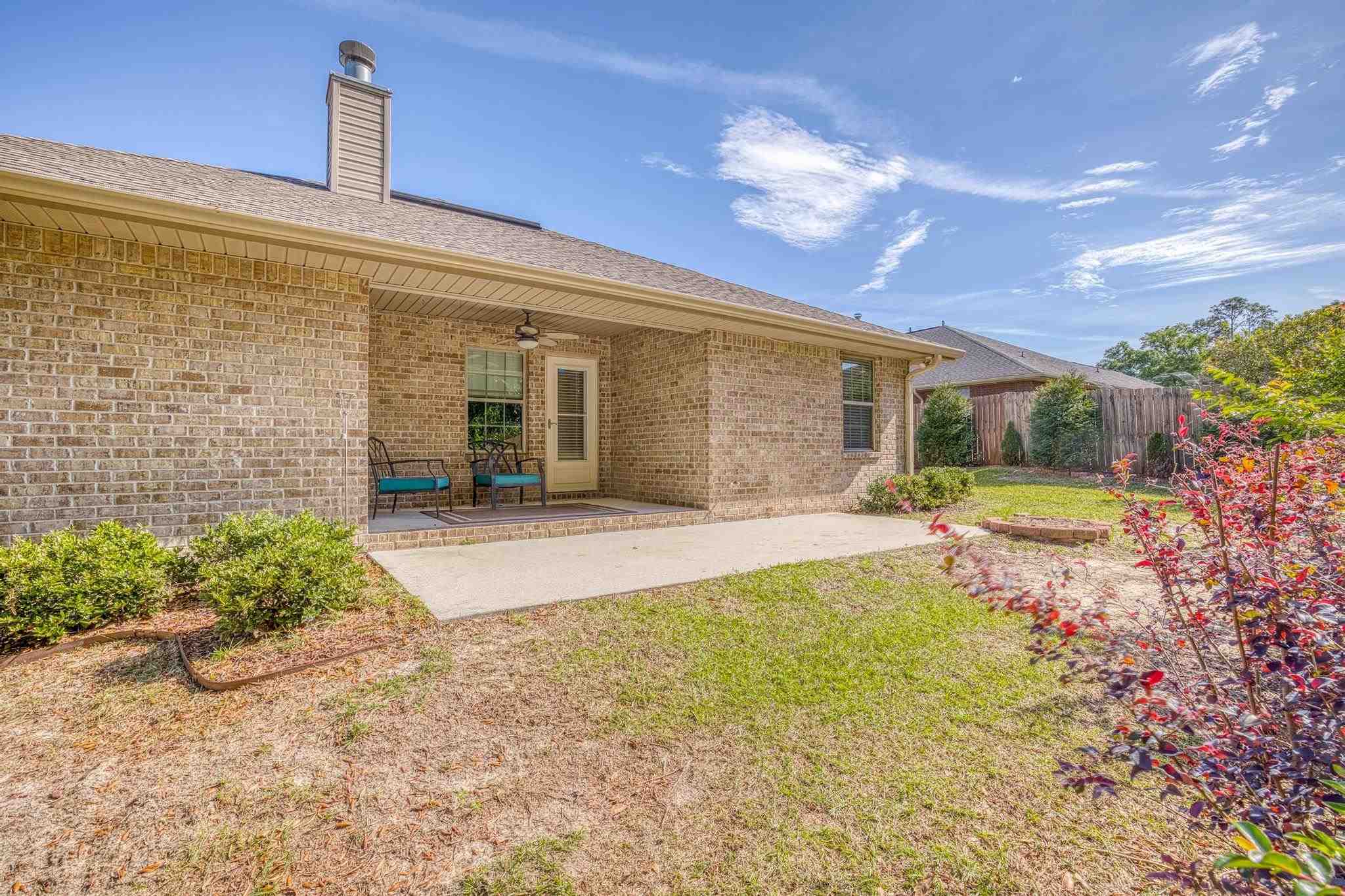 6305 Parakeet Trail Pensacola, FL 32503 - Photo 31 of 40