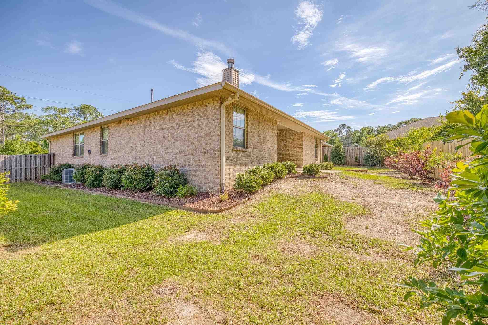 6305 Parakeet Trail Pensacola, FL 32503 - Photo 33 of 40