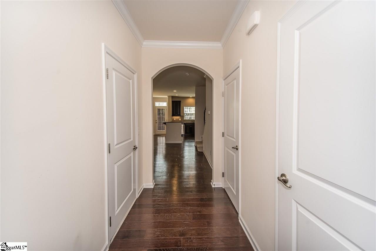 452 Christiane Way Greenville, SC 29607 - Photo 3 of 29 Gallery Image 3