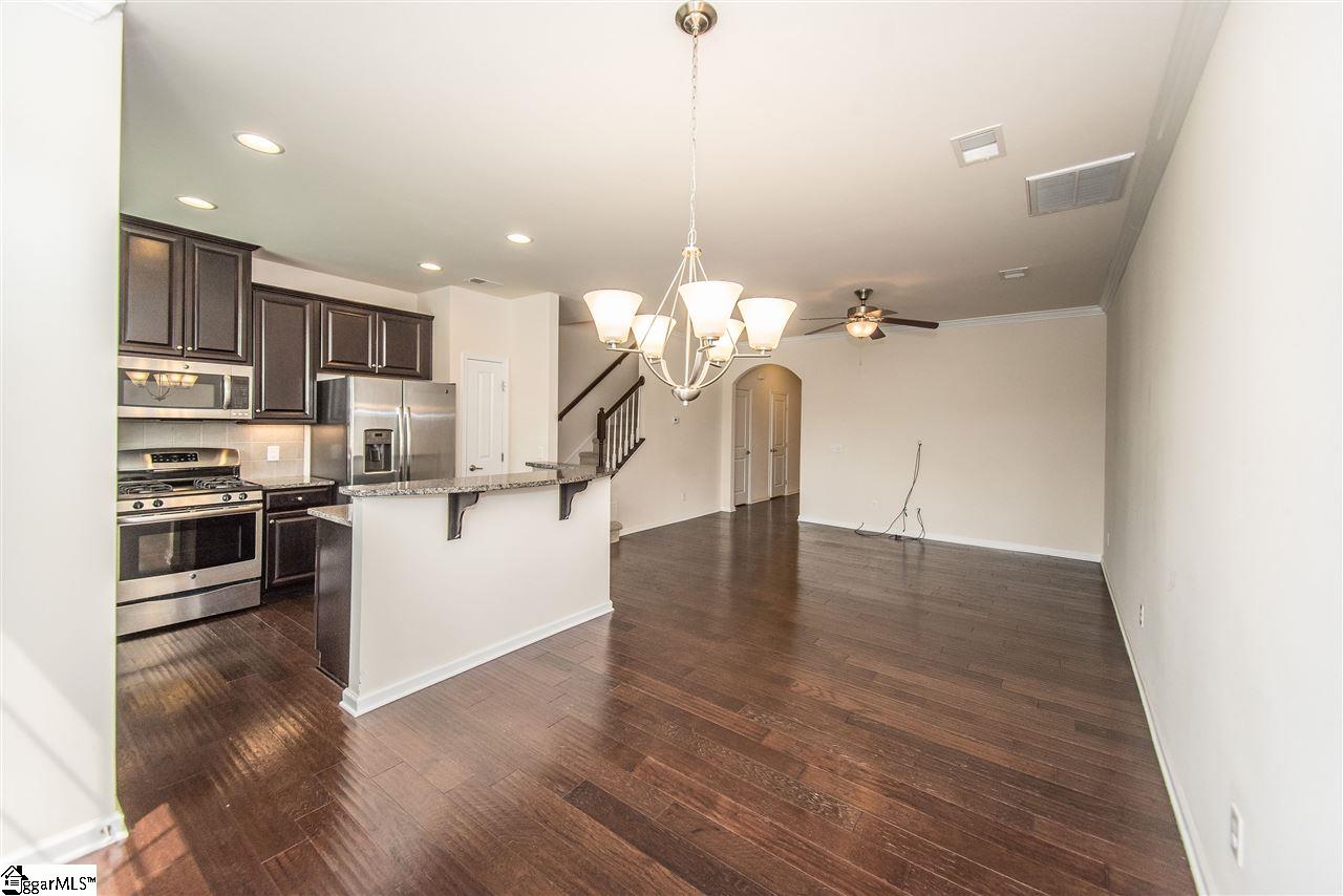 452 Christiane Way Greenville, SC 29607 - Photo 6 of 29 Gallery Image 6