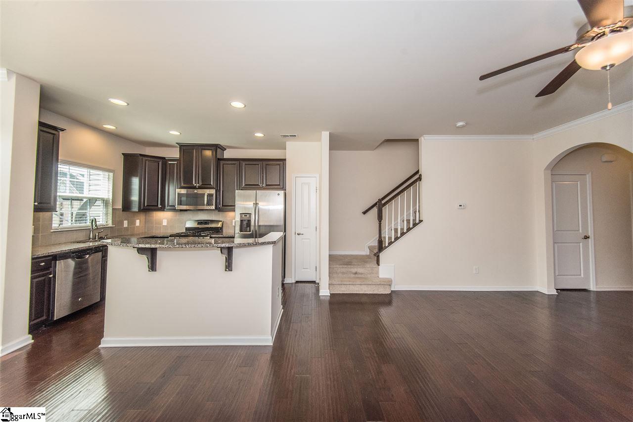 452 Christiane Way Greenville, SC 29607 - Photo 7 of 29 Gallery Image 7