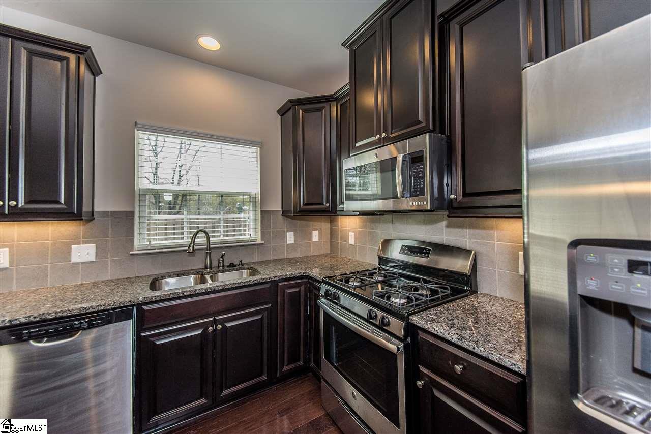 452 Christiane Way Greenville, SC 29607 - Photo 9 of 29 Gallery Image 9