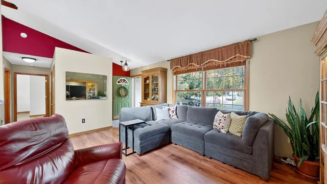 $349,900 | 3630 Strathmore Lane Southeast, Rochester, MN 55904