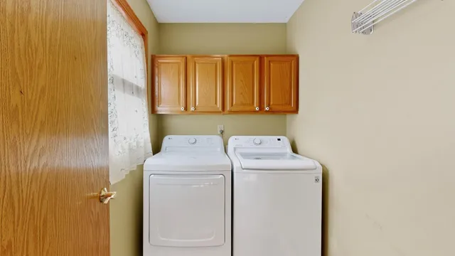 $349,900 | 3630 Strathmore Lane Southeast, Rochester, MN 55904