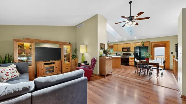 $349,900 | 3630 Strathmore Lane Southeast, Rochester, MN 55904