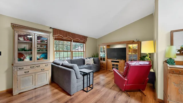 $349,900 | 3630 Strathmore Lane Southeast, Rochester, MN 55904