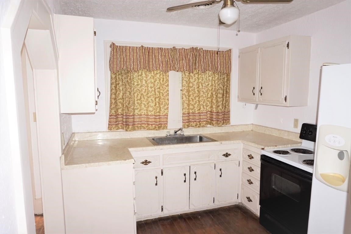 1310 Delaware Perry, OK 73077 - Photo 7 of 27 Gallery Image 7