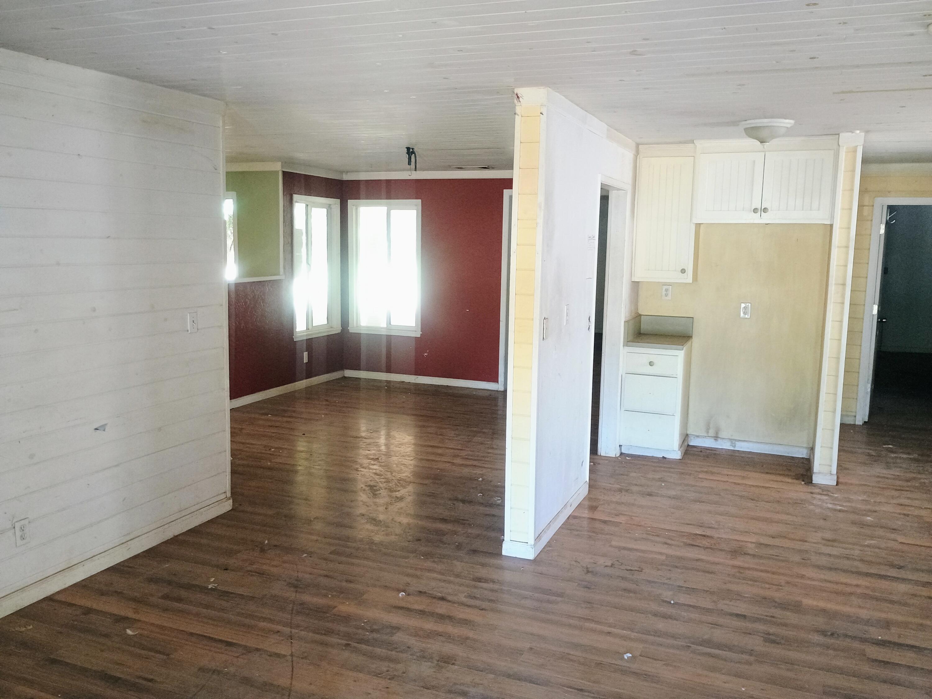 14425 Holiday Road Redding, CA 96003 - Photo 12 of 28 holentfamkit