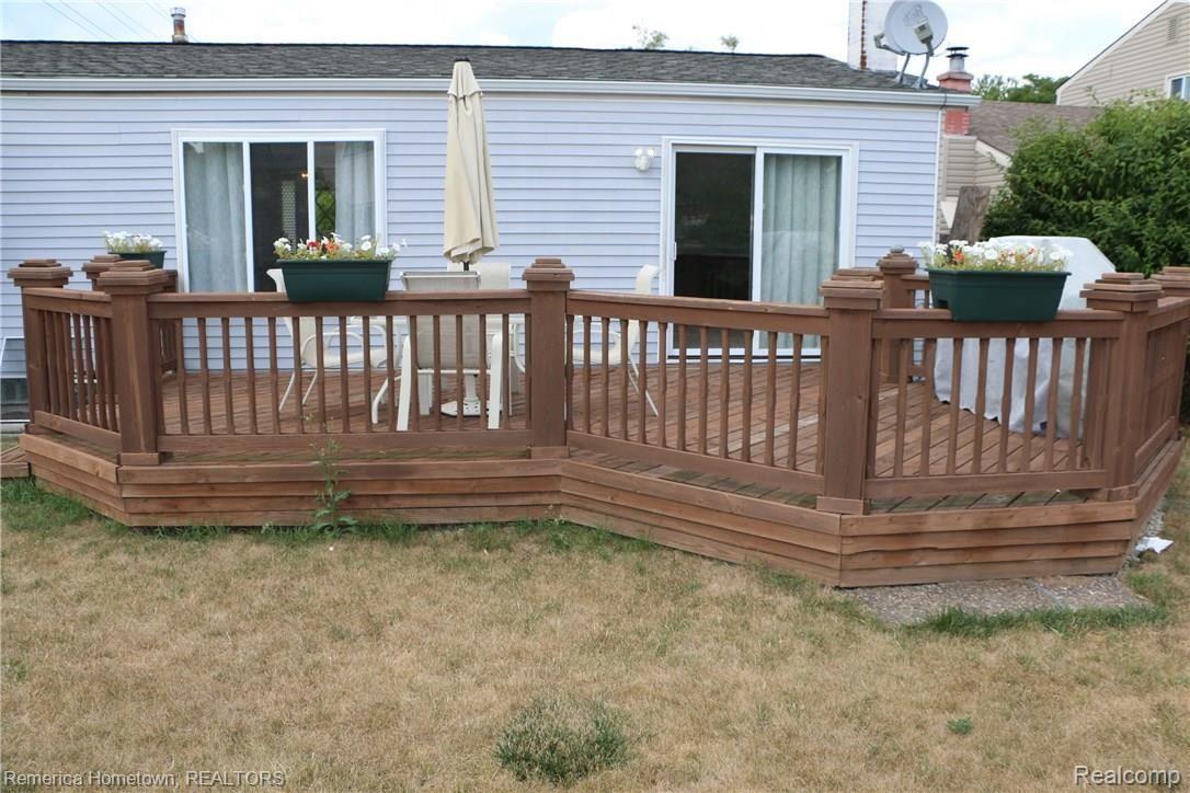 44299 Arlington Road Canton, MI 48187 - Photo 19 of 22 IMG_4607.JPG