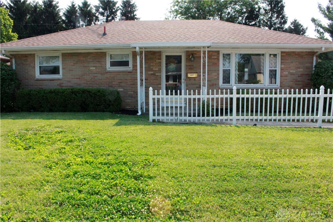 4566 West Ridgewood Road Springfield, OH 45503 - Photo 1 of 29