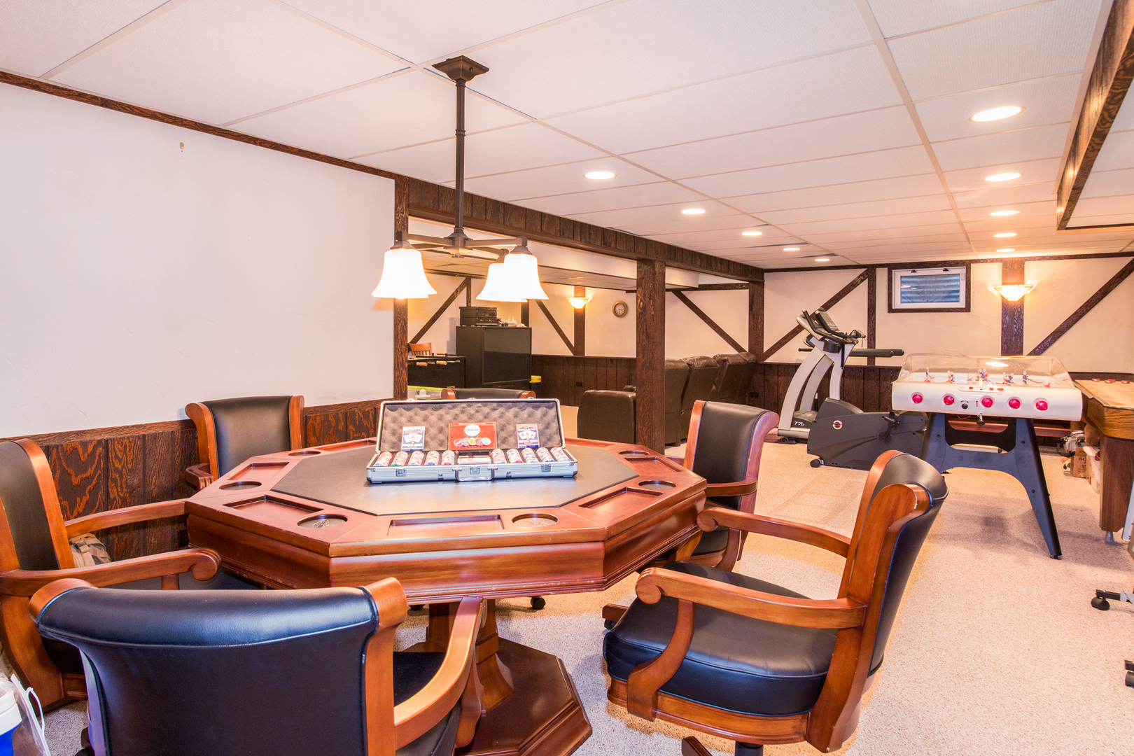 812 South Seminary Avenue Park Ridge, IL 60068 - Photo 31 of 35 a dining room with furniture and a floor to ceiling window