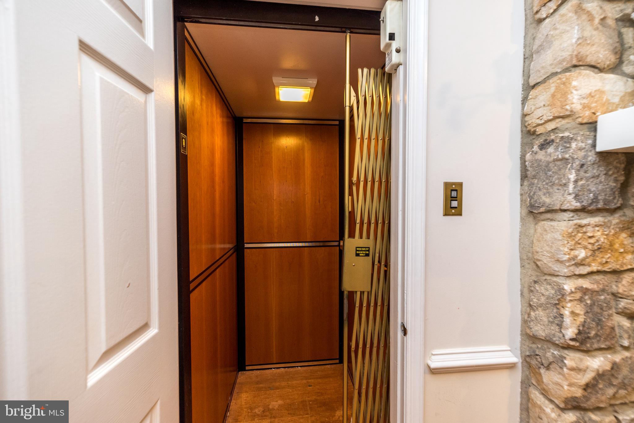 816 Redgate Road Dresher, PA 19025 - Photo 28 of 89 Elevator